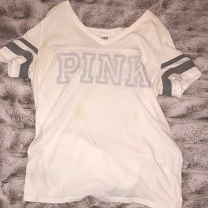 Cute lounge T-shirt. Very comfortable!!